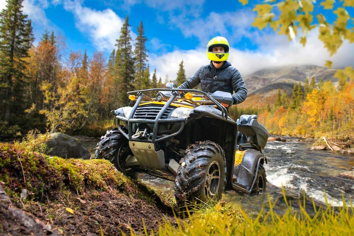 Featured image for post: The Best Colorado Mountain Activities for Group Adventures